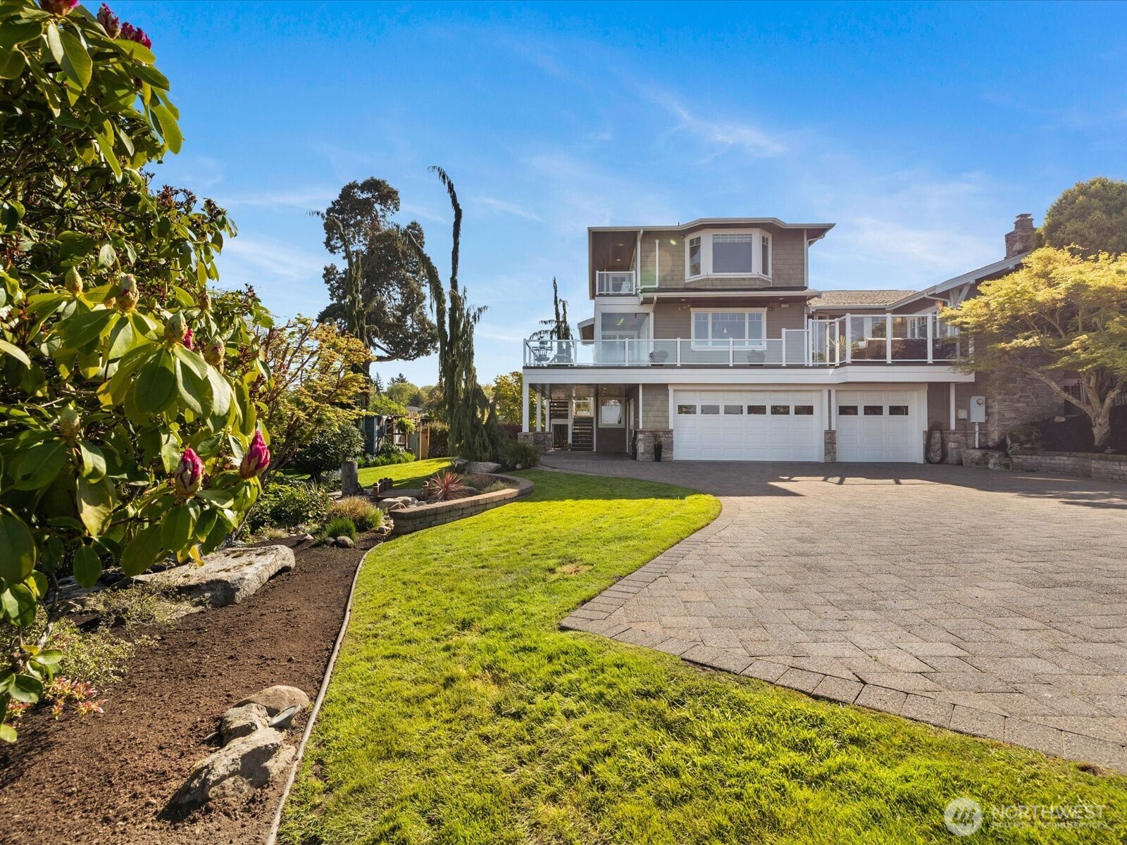 603 Warren Avenue , Everett, WA 98201