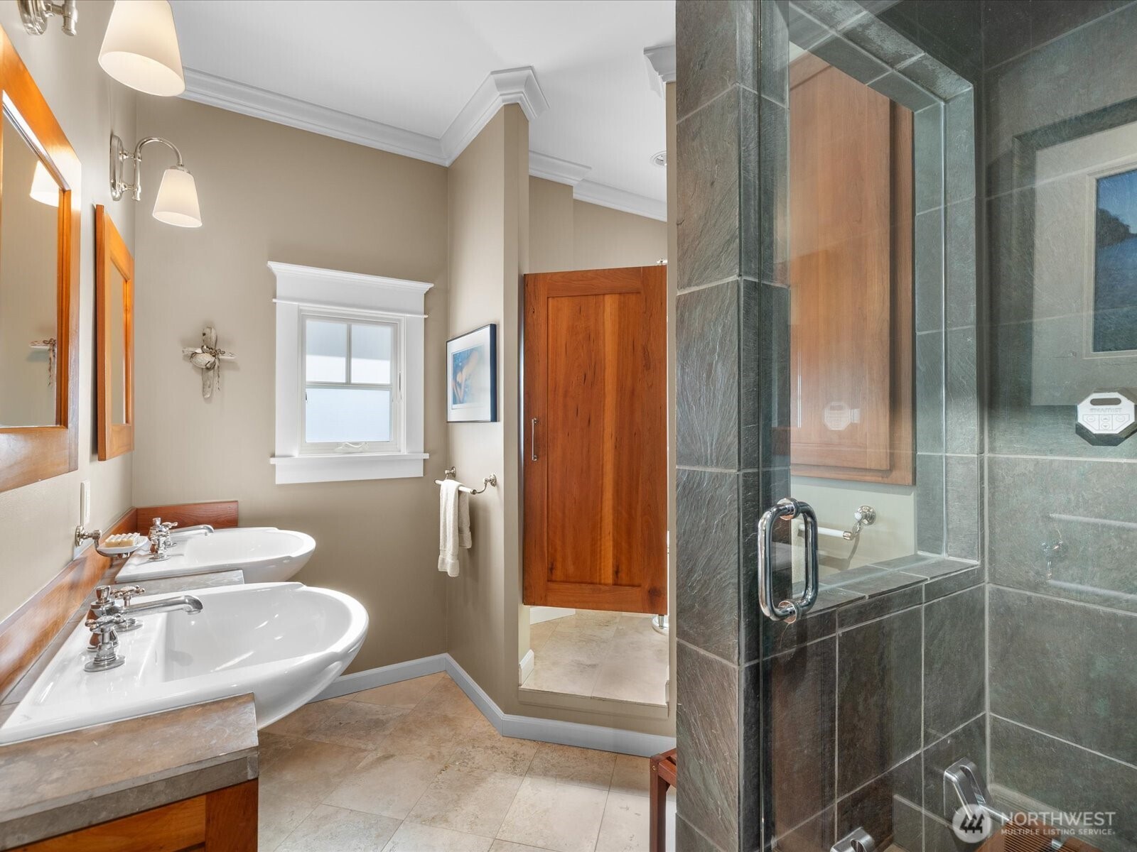 603 Warren Avenue , Everett, WA 98201