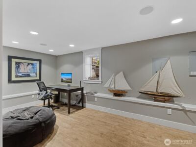 603 Warren Avenue , Everett, WA 98201 - Photo 25