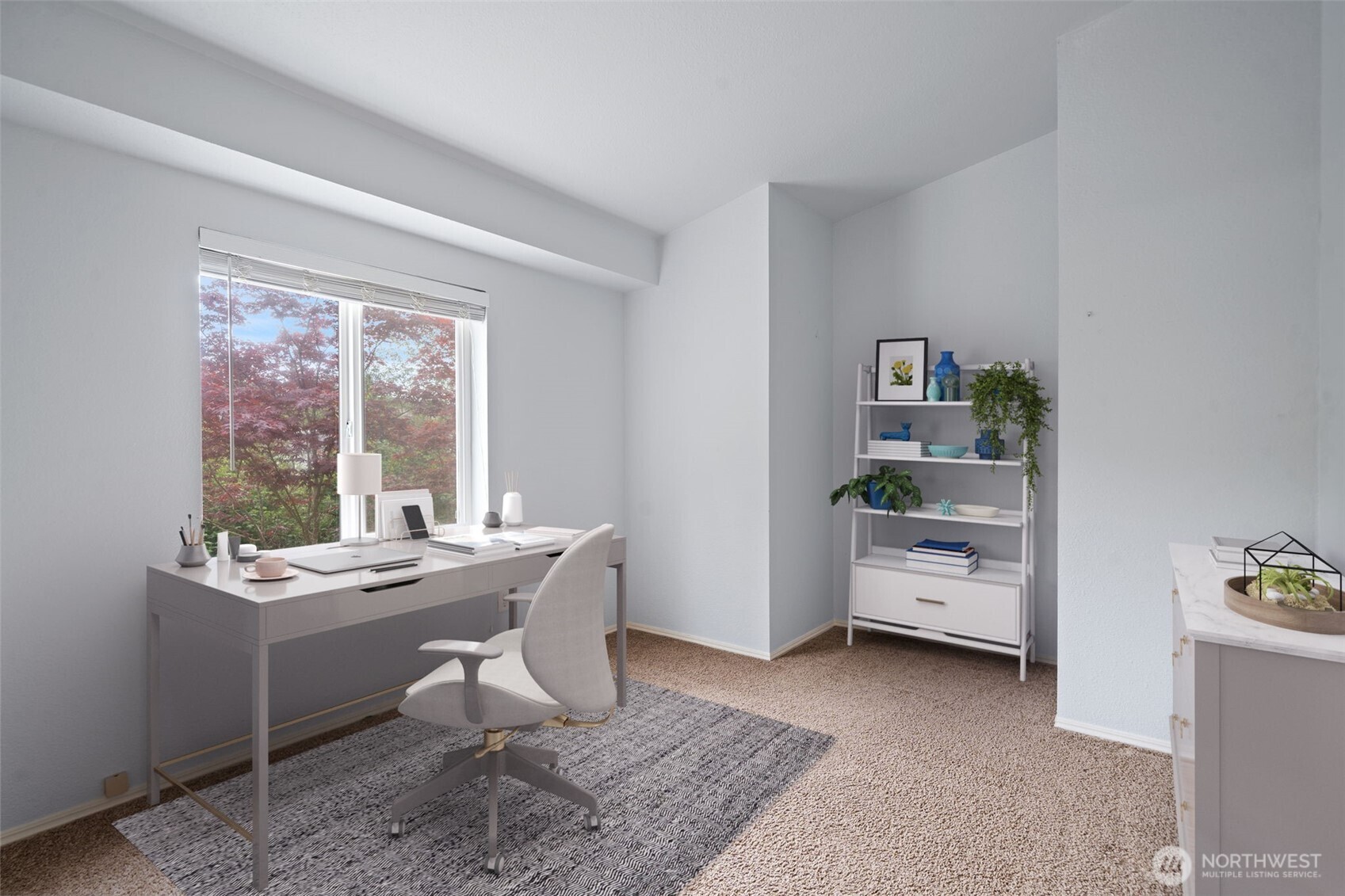 900 NE Saturn Lane , Bremerton, WA 98311