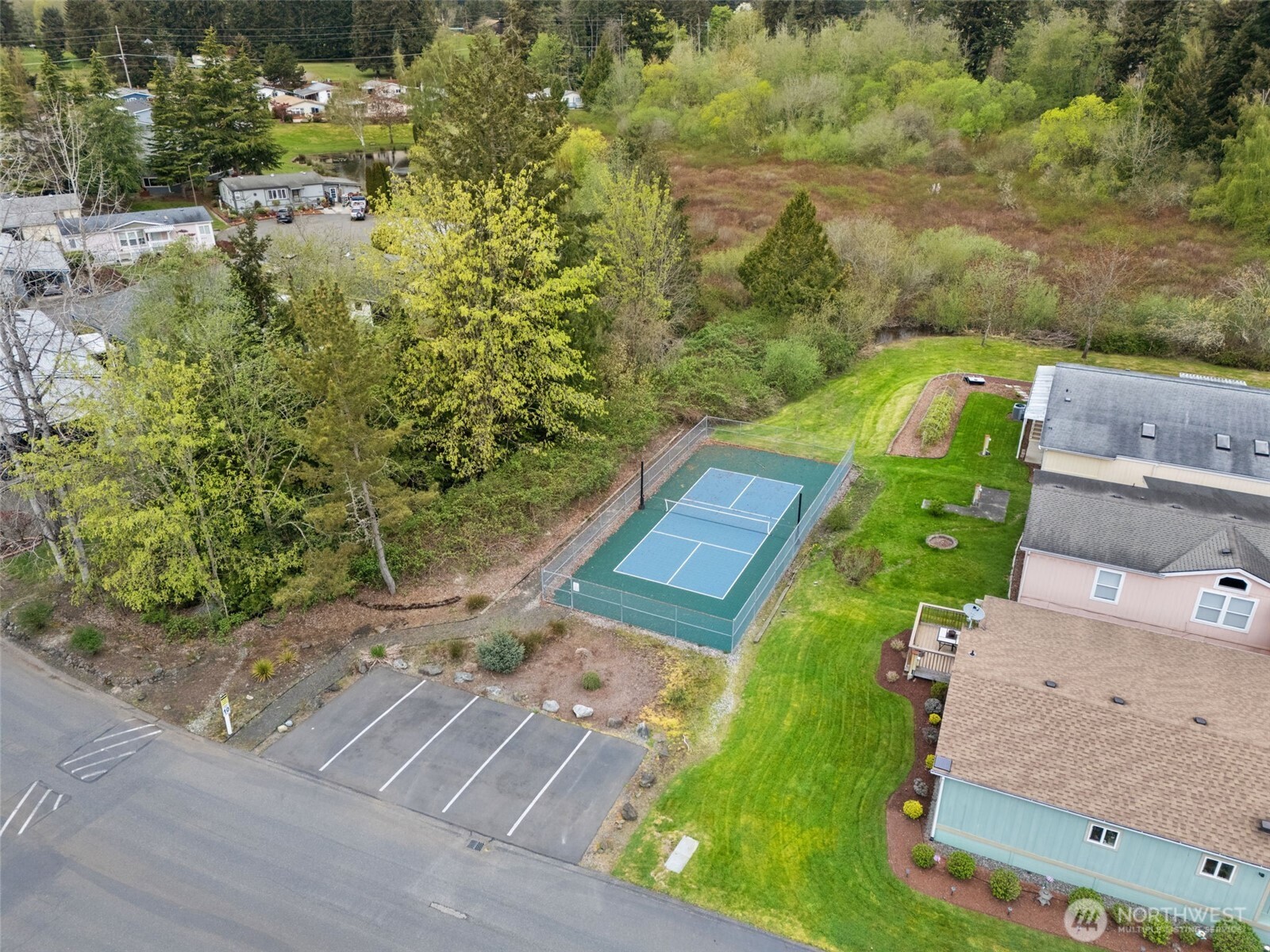 900 NE Saturn Lane , Bremerton, WA 98311