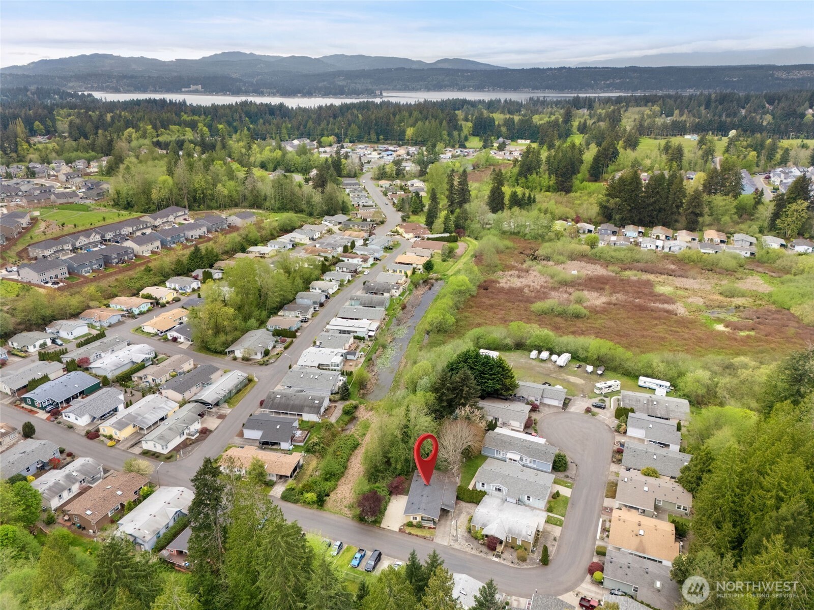 900 NE Saturn Lane , Bremerton, WA 98311