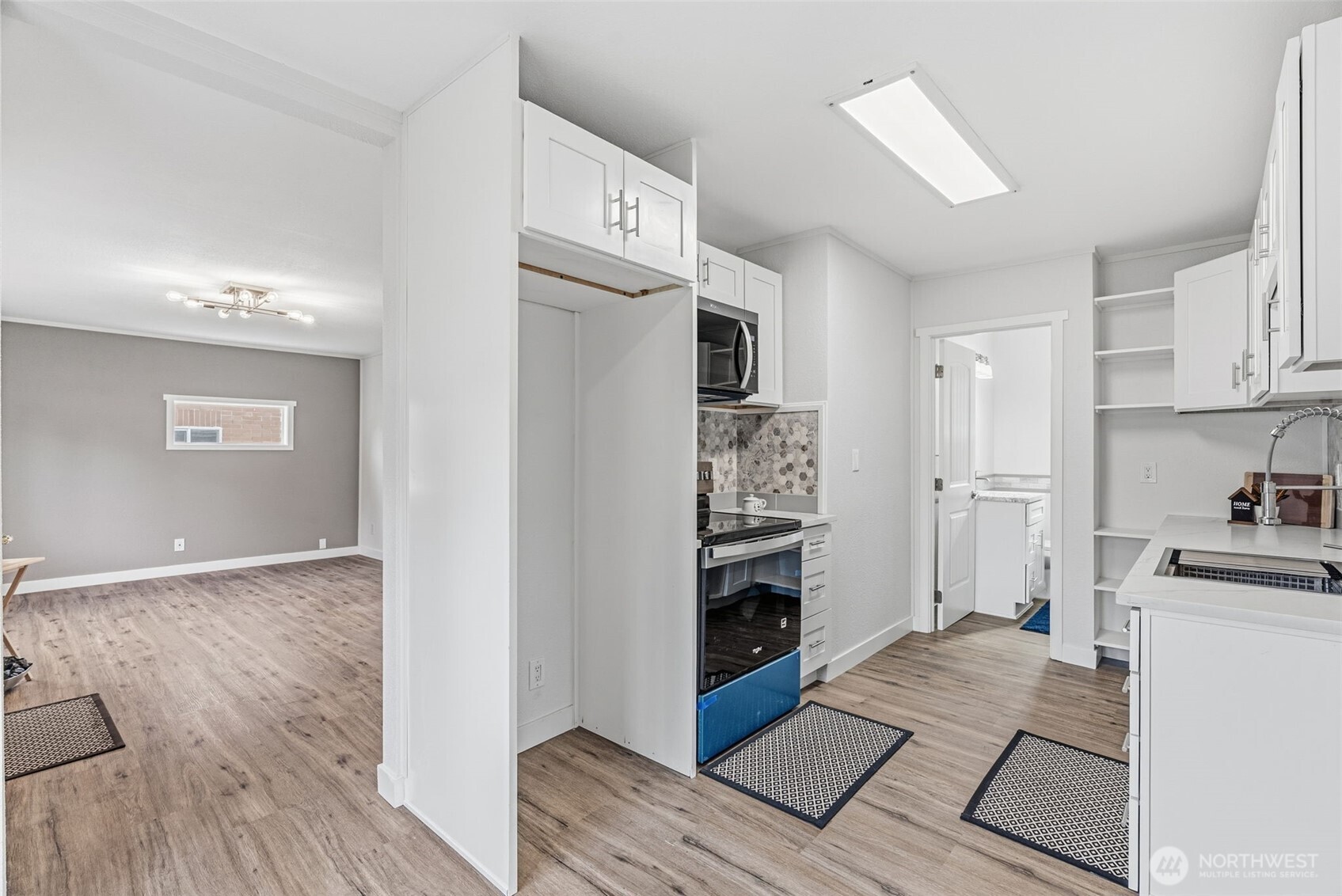 1116 3rd Avenue N, Kelso, WA 98626