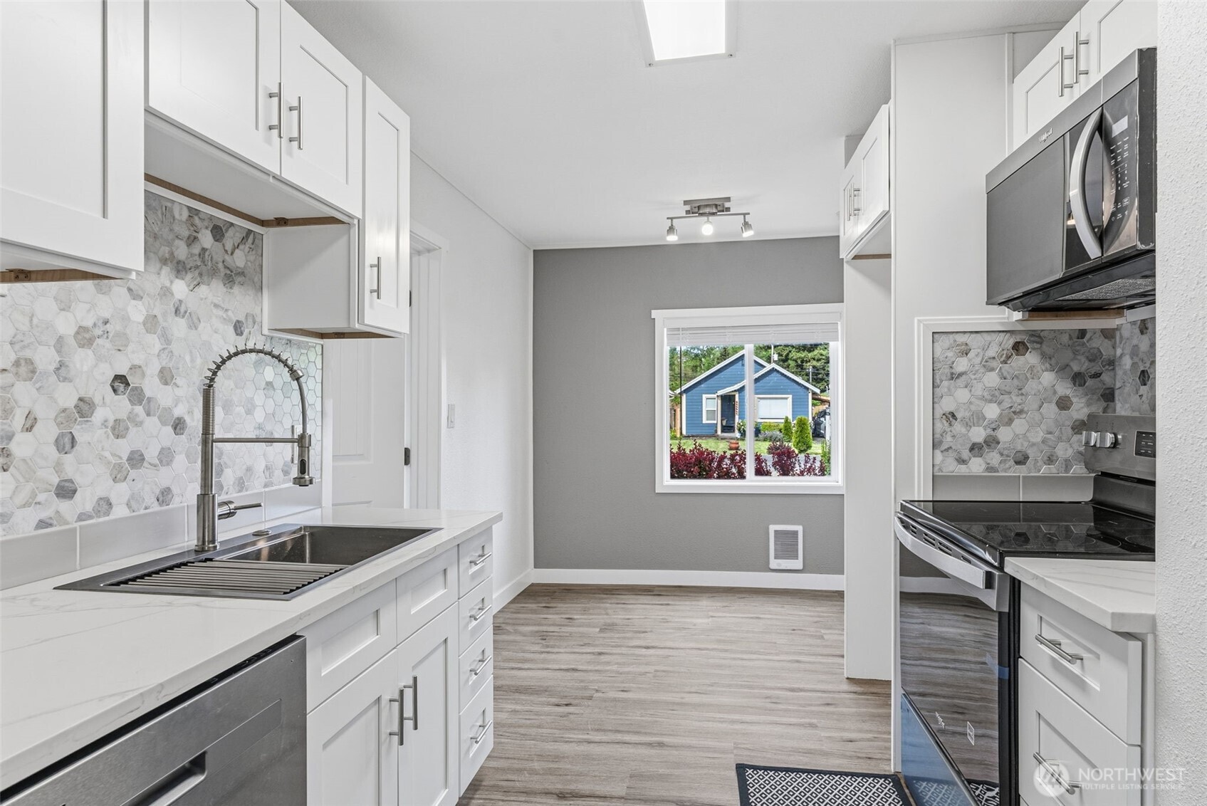 1116 3rd Avenue N, Kelso, WA 98626