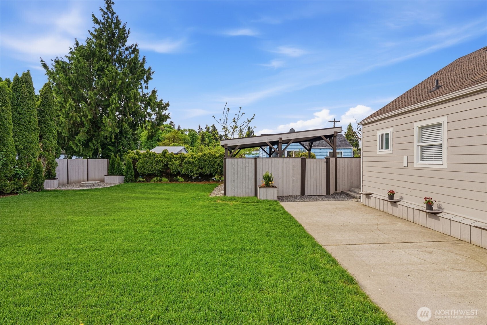 1116 3rd Avenue N, Kelso, WA 98626