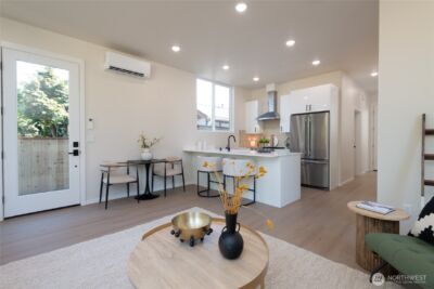 10330 14th Avenue NW, Seattle, WA 98177 - Photo 2