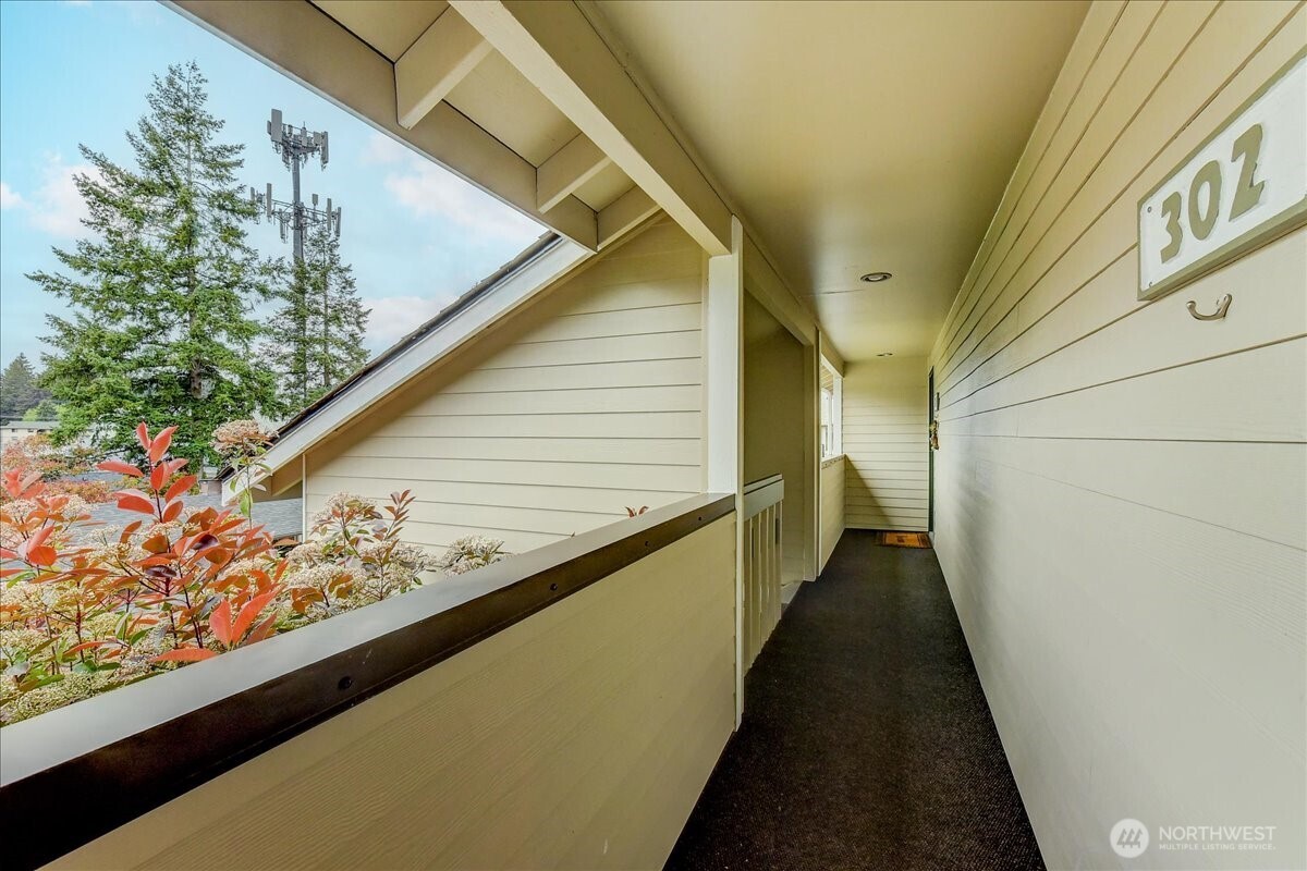 14312 126th Avenue NE #A302, Kirkland, WA 98034