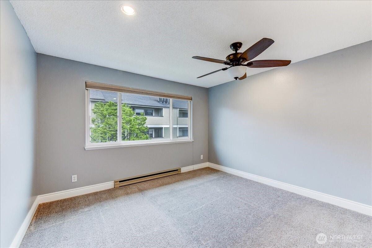 14312 126th Avenue NE #A302, Kirkland, WA 98034