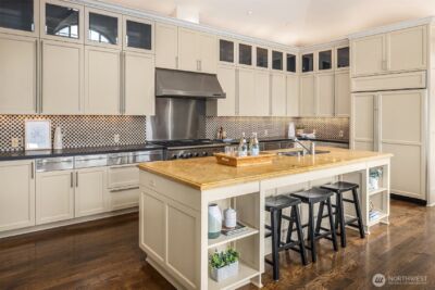 463 39th Avenue E, Seattle, WA 98112 - Photo 11