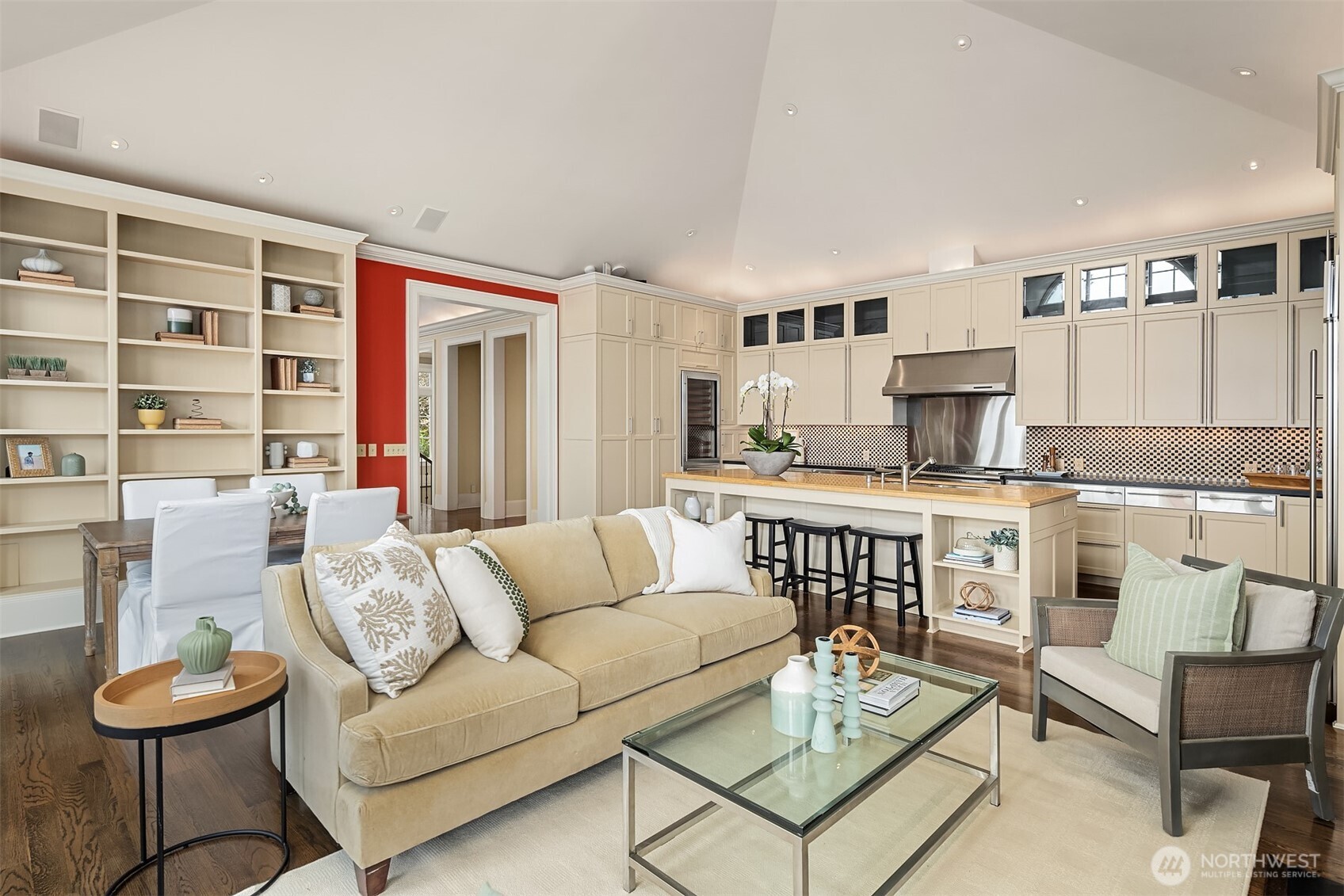 463 39th Avenue E, Seattle, WA 98112