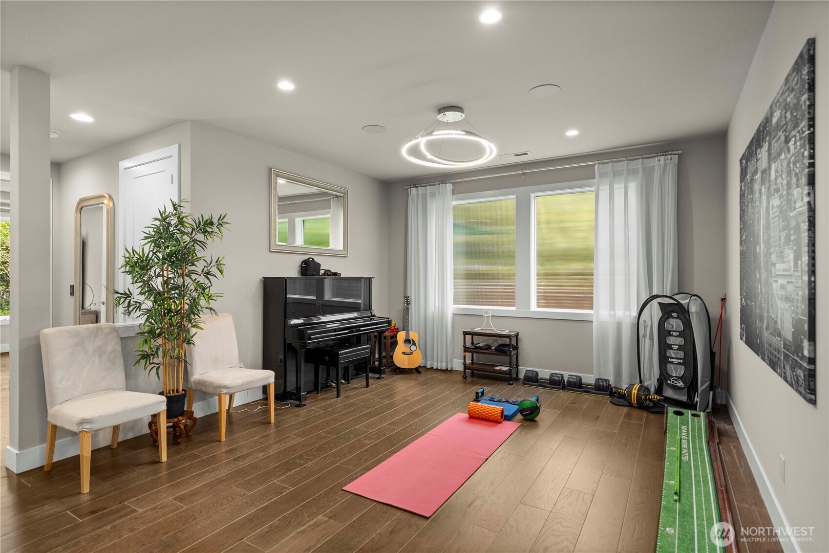 10351 SE 8th Street , Bellevue, WA 98004