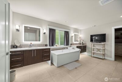 10351 SE 8th Street , Bellevue, WA 98004 - Photo 23