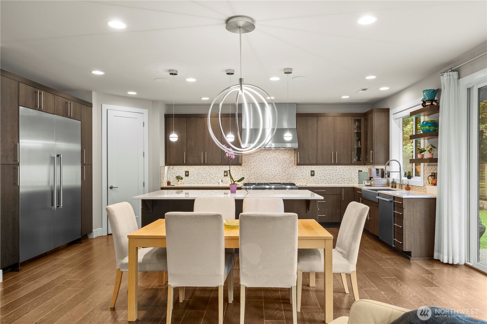 10351 SE 8th Street , Bellevue, WA 98004
