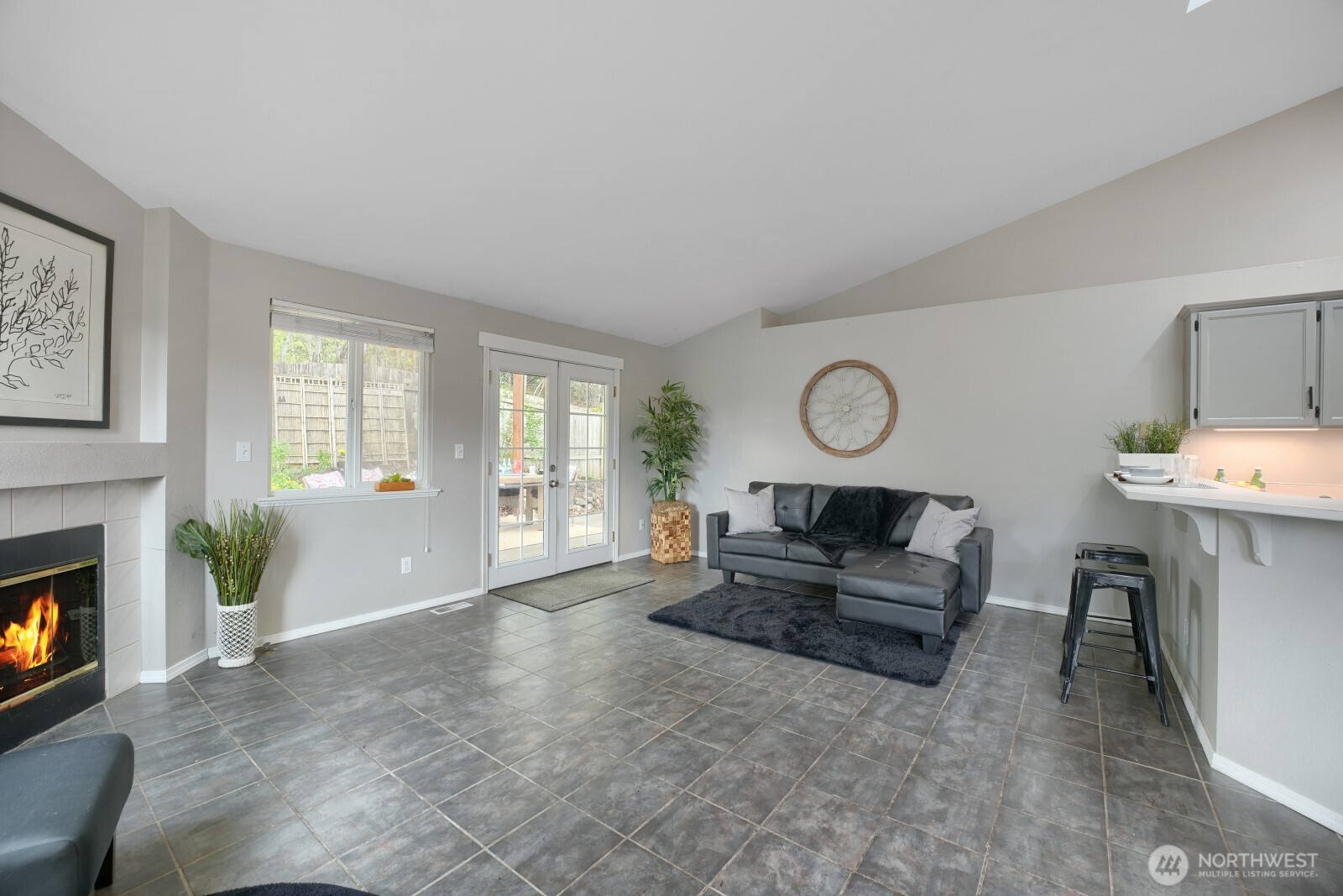 25920 202nd Avenue SE, Covington, WA 98042-6179