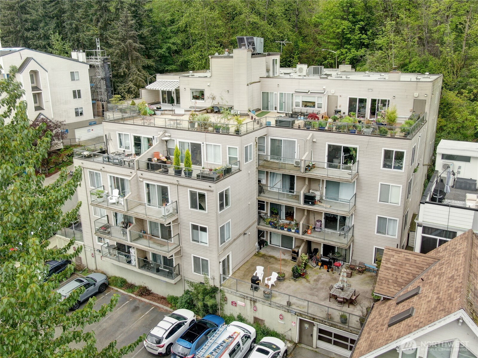 3022 SW Bradford Street #401, Seattle, WA 98126