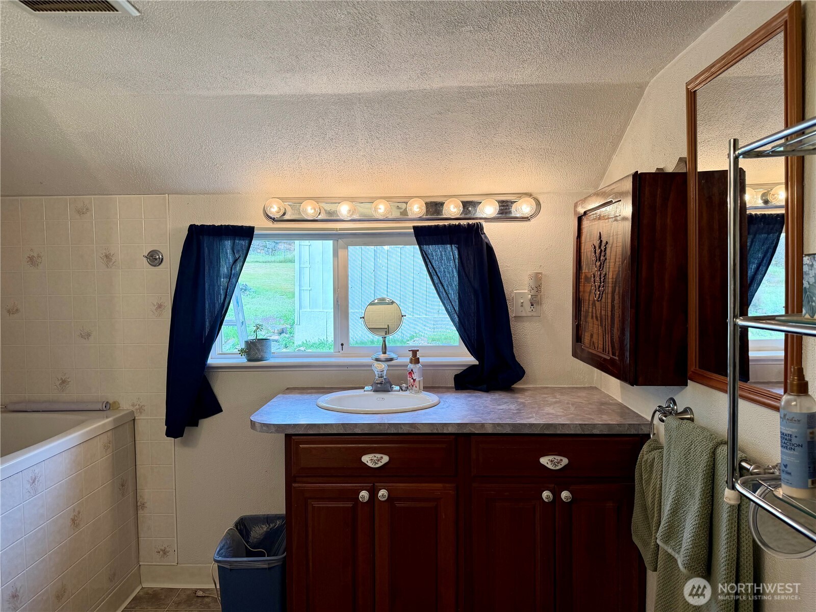 58110 View Place NE, Grand Coulee, WA 99133