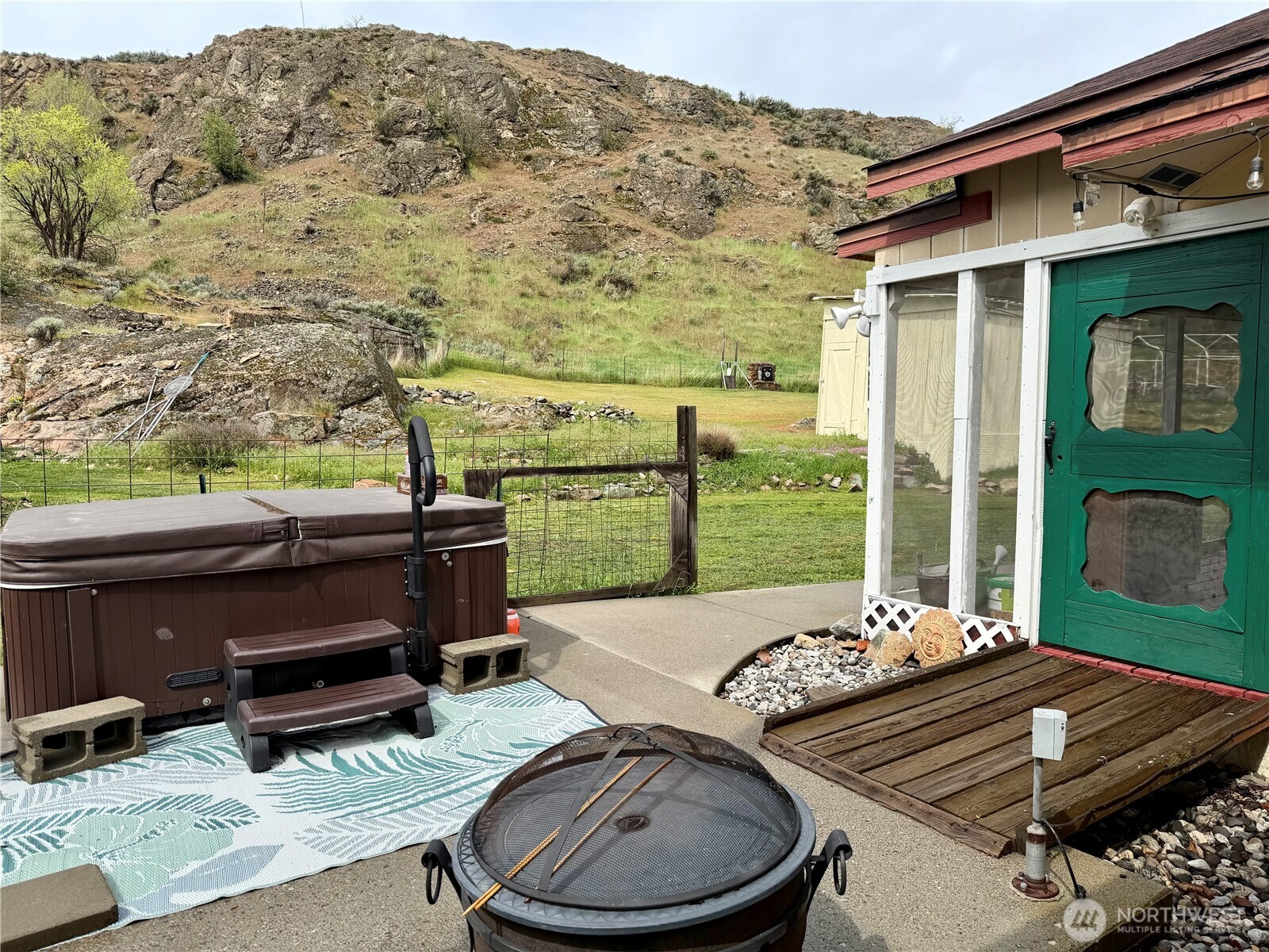 58110 View Place NE, Grand Coulee, WA 99133