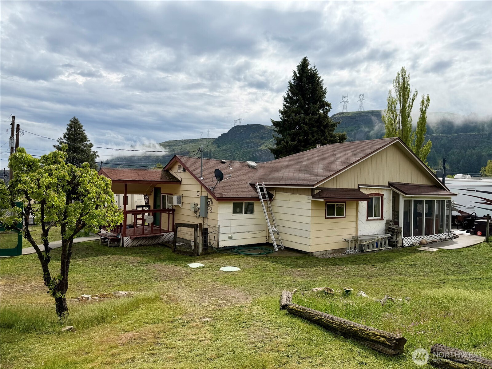 58110 View Place NE, Grand Coulee, WA 99133