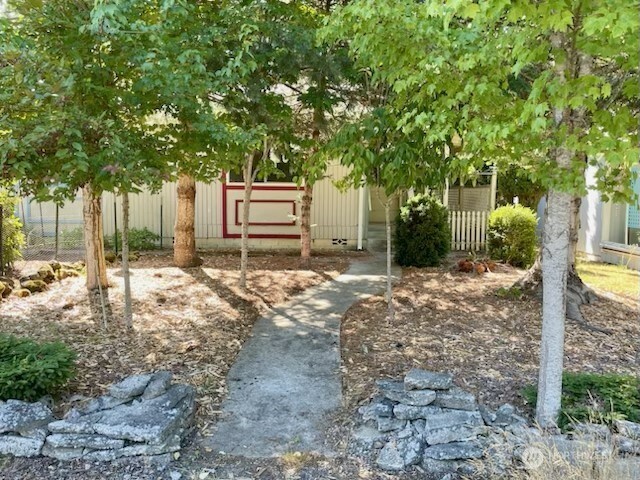 685 Morse Street , Ryderwood, WA 98581