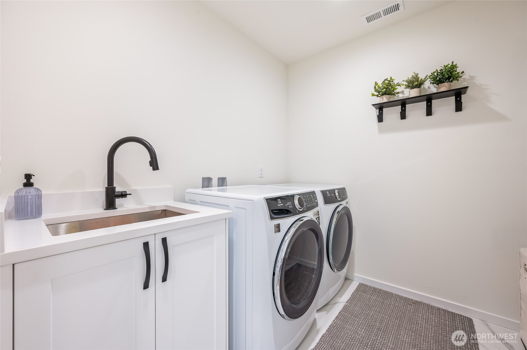 408 W 6th Street , Cle Elum, WA 98922