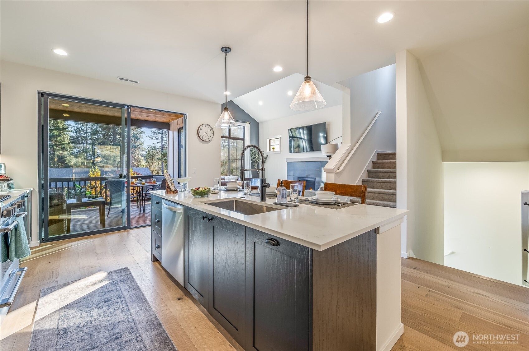 408 W 6th Street , Cle Elum, WA 98922