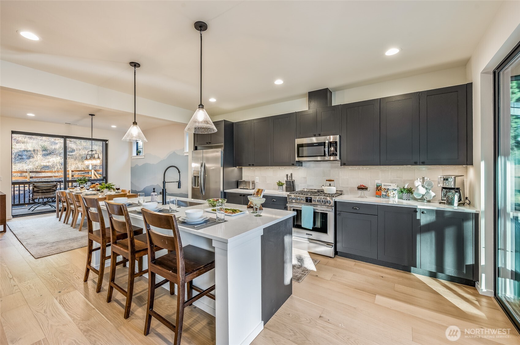 408 W 6th Street , Cle Elum, WA 98922