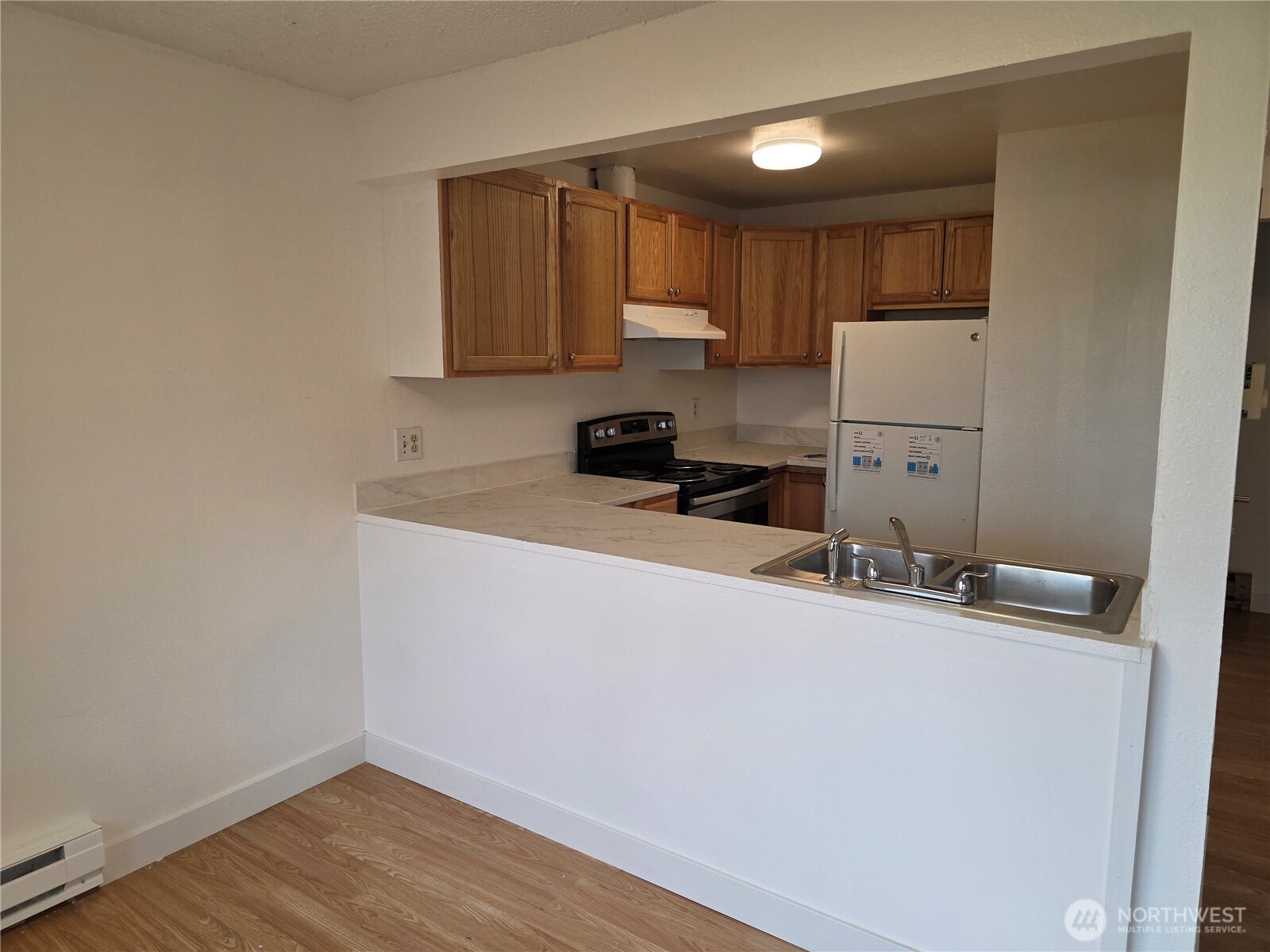 3110 S 216th Street #D1, SeaTac, WA 98198