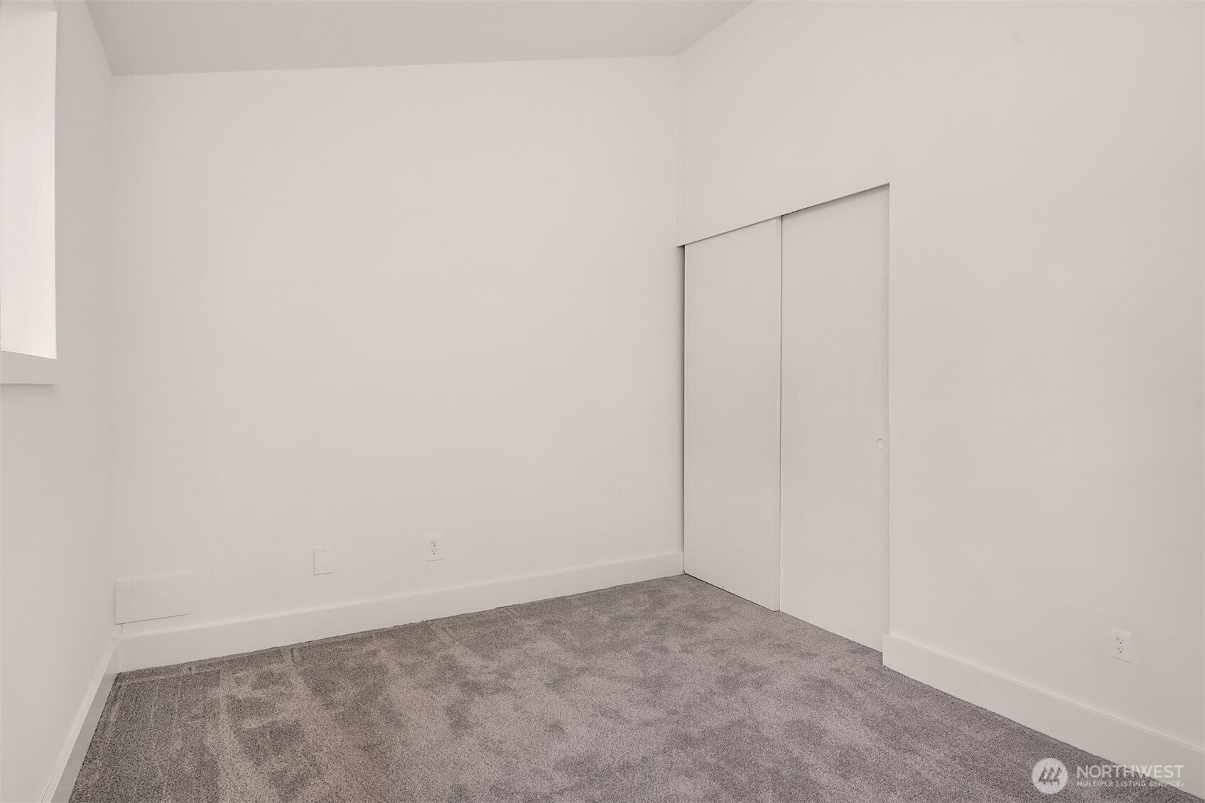 340 SE Clark Street , Issaquah, WA 98027