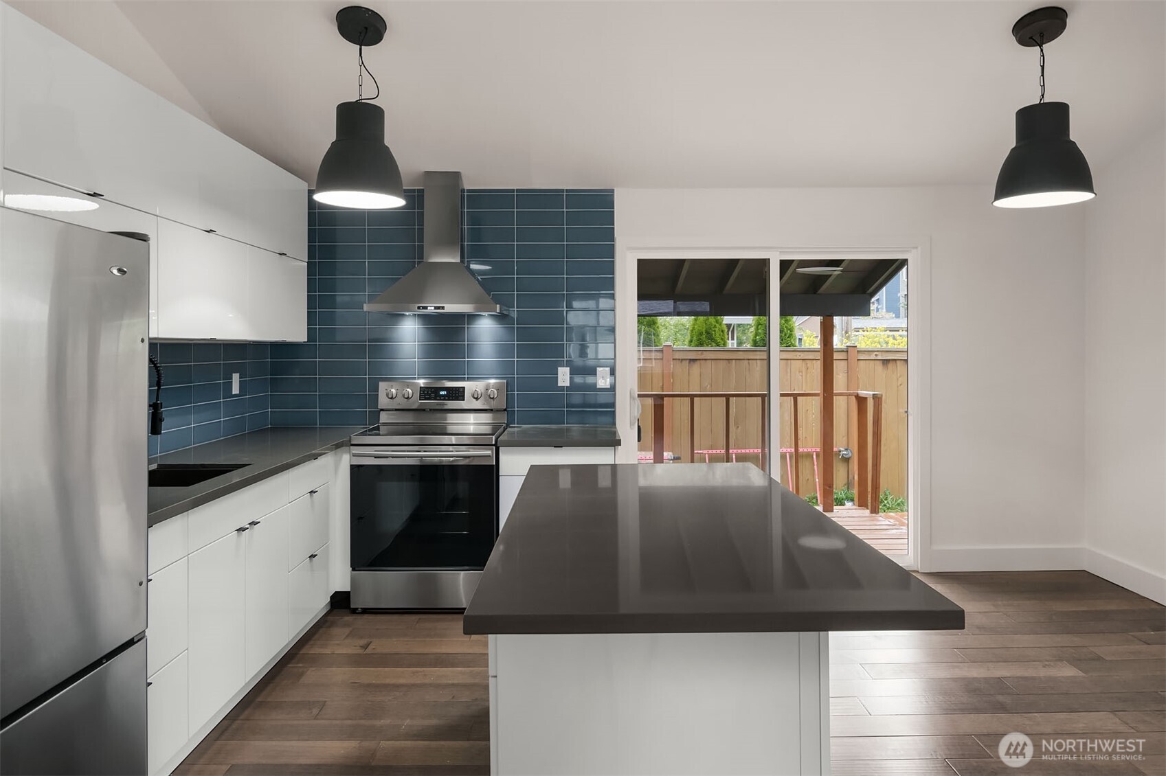340 SE Clark Street , Issaquah, WA 98027