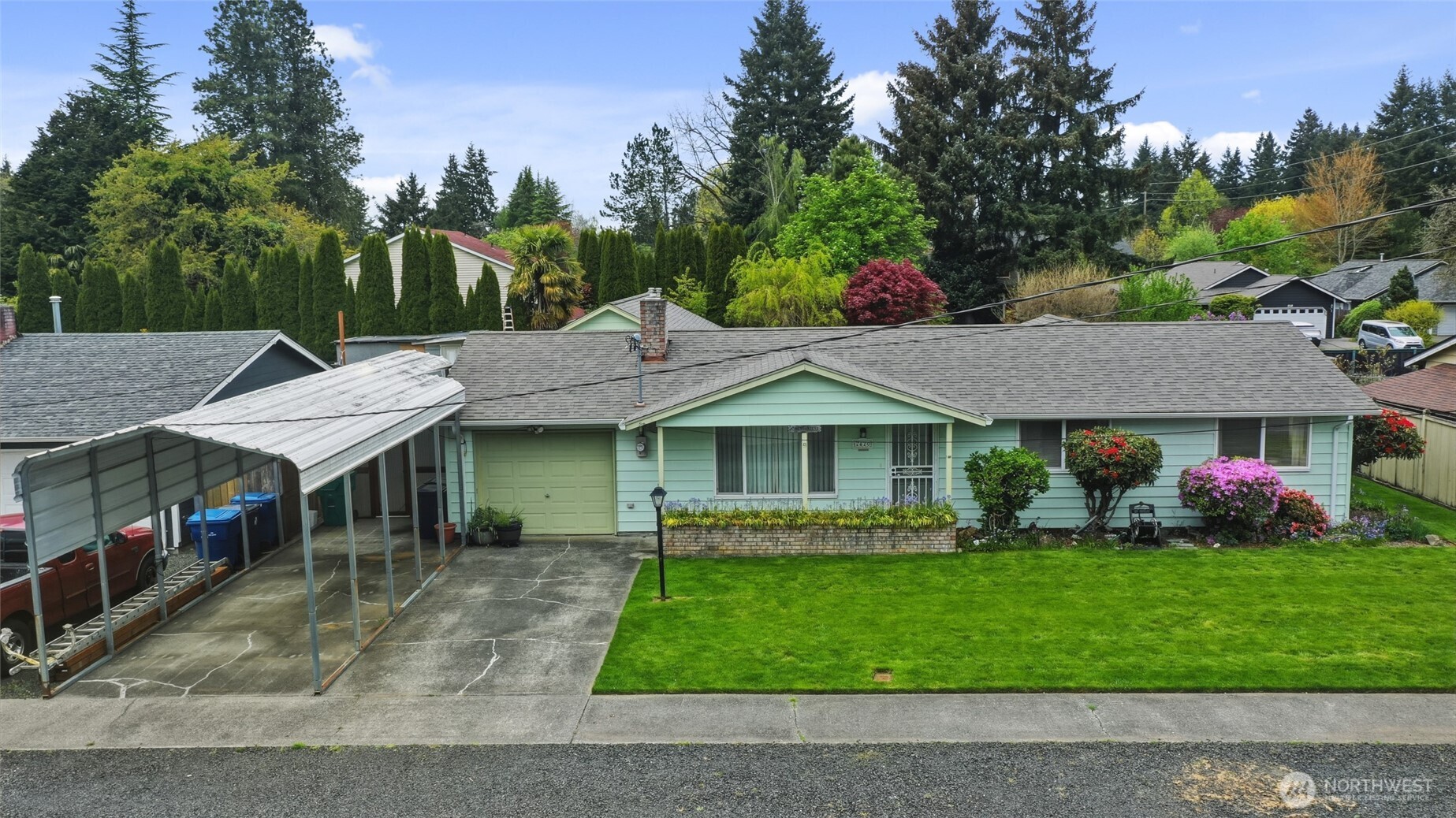 2420 Holly Lane SE, Olympia, WA 98501