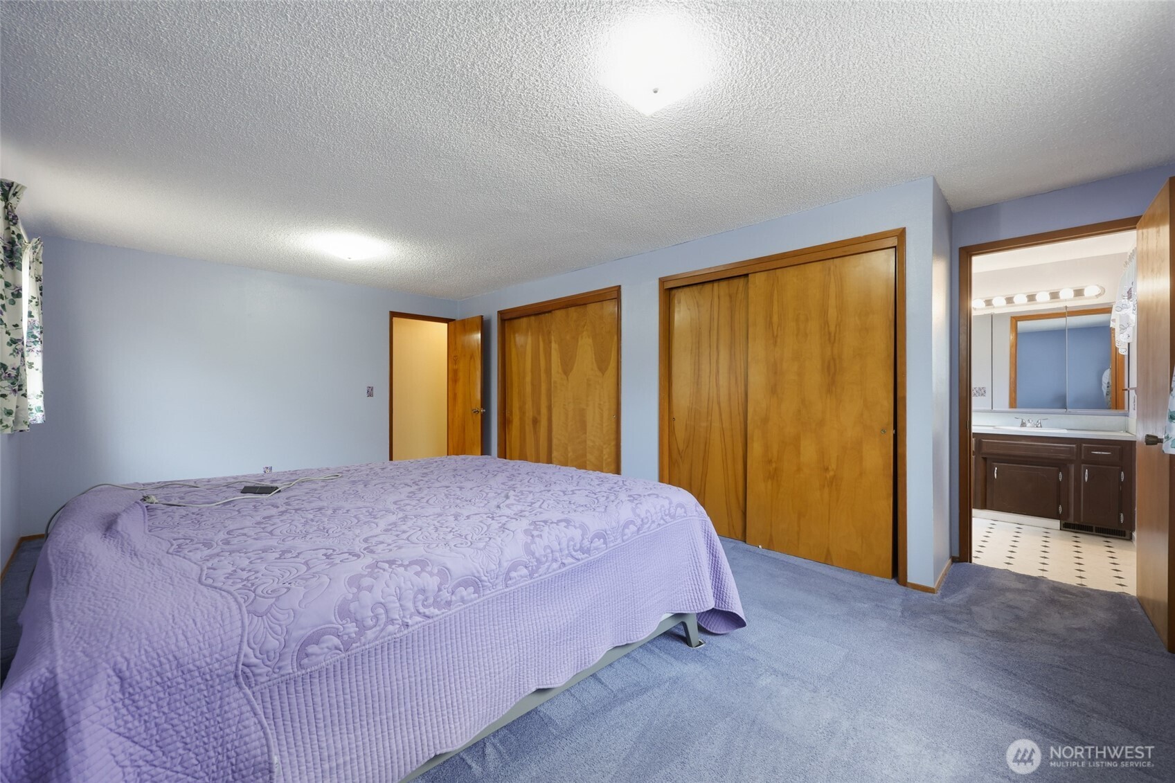 2420 Holly Lane SE, Olympia, WA 98501