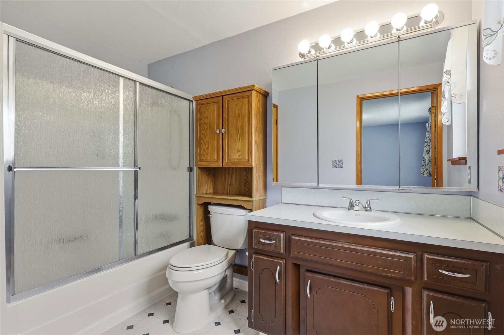 2420 Holly Lane SE, Olympia, WA 98501