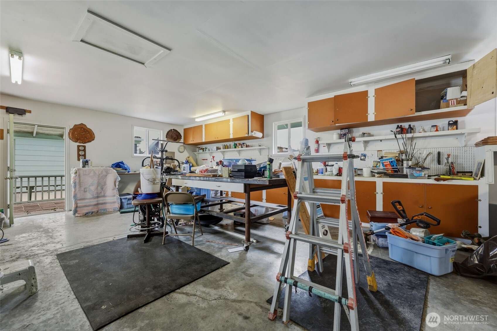2420 Holly Lane SE, Olympia, WA 98501