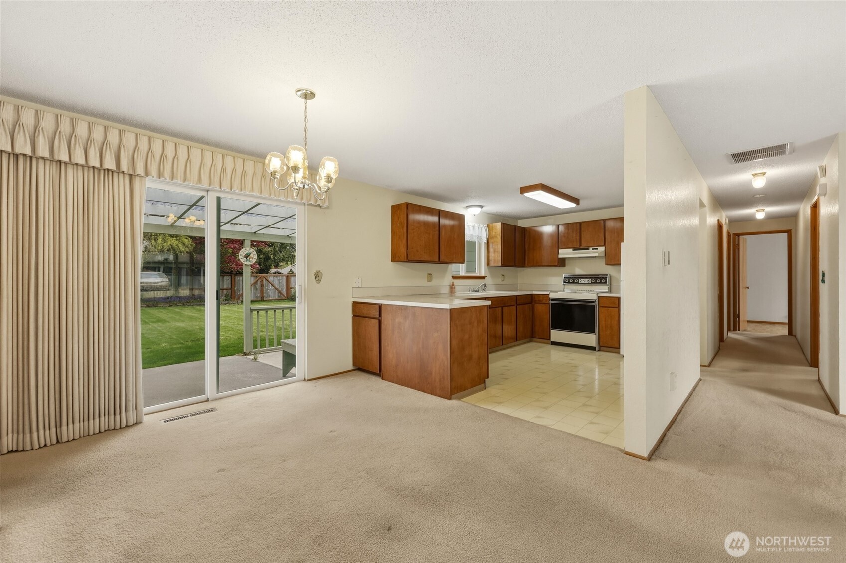 2420 Holly Lane SE, Olympia, WA 98501