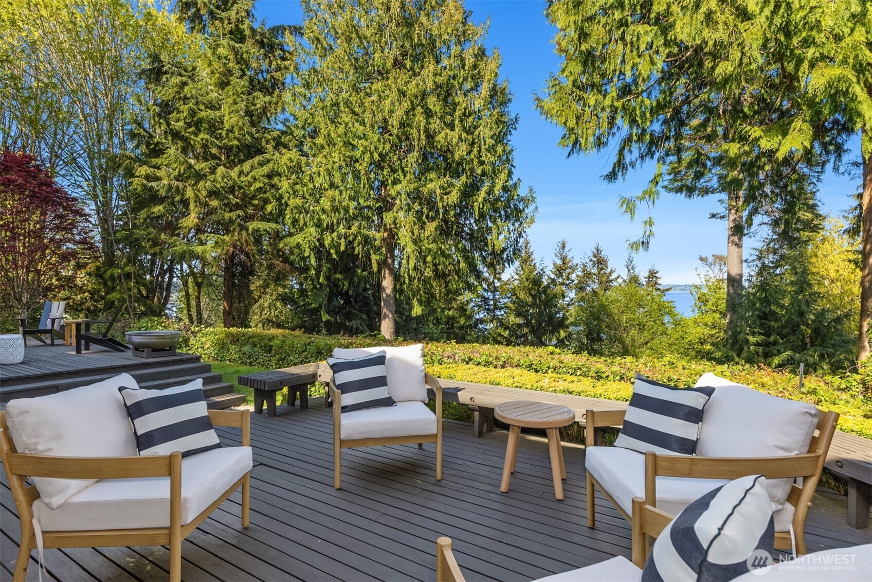 10700 NE Broomgerrie Road , Bainbridge Island, WA 98110