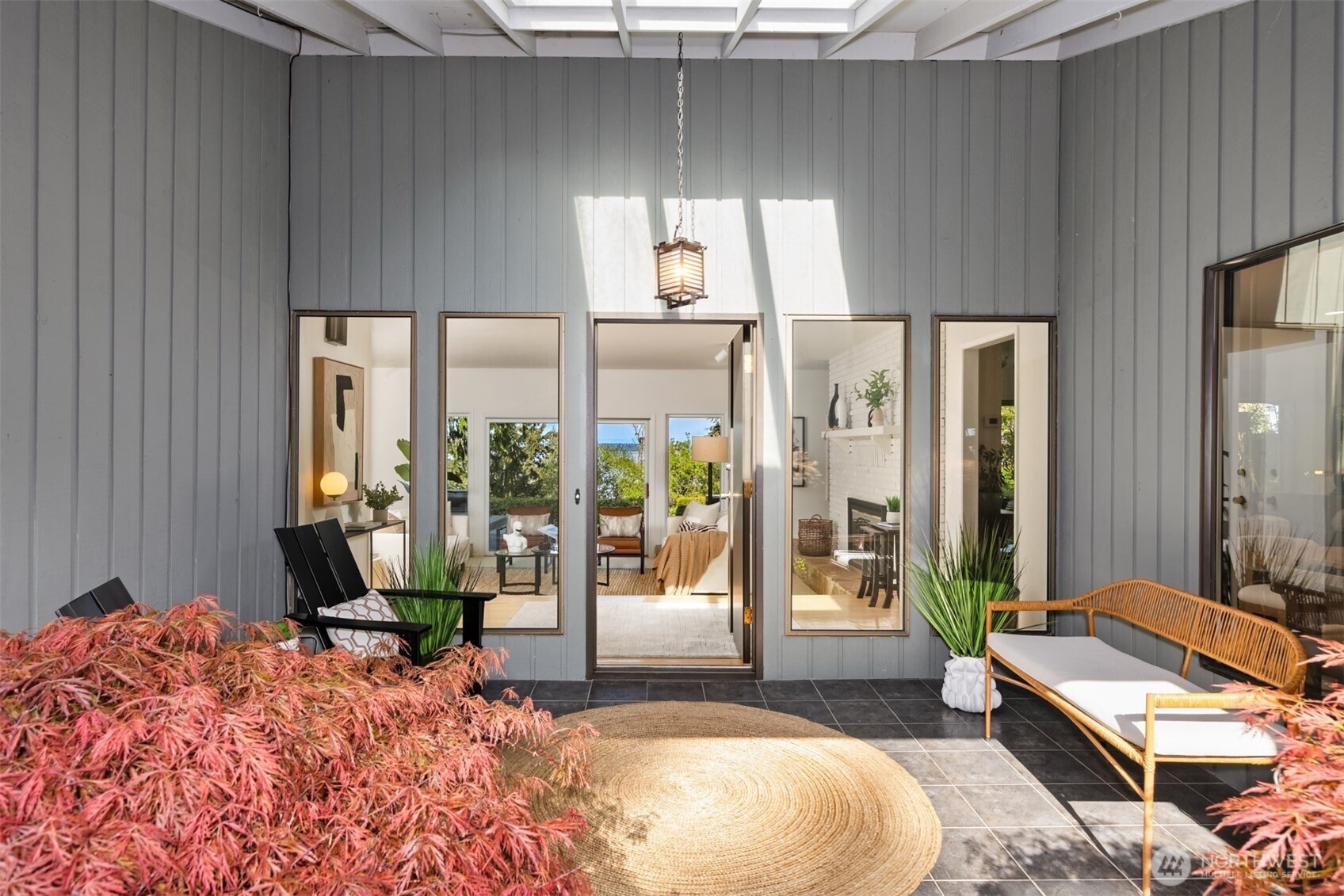 10700 NE Broomgerrie Road , Bainbridge Island, WA 98110