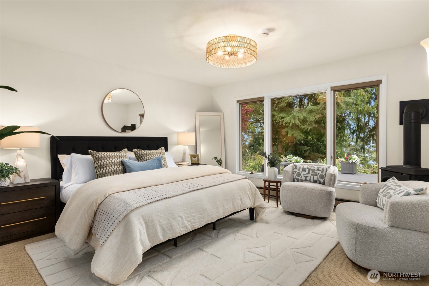 10700 NE Broomgerrie Road , Bainbridge Island, WA 98110