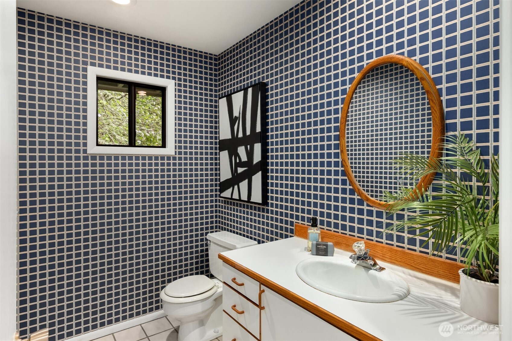 10700 NE Broomgerrie Road , Bainbridge Island, WA 98110