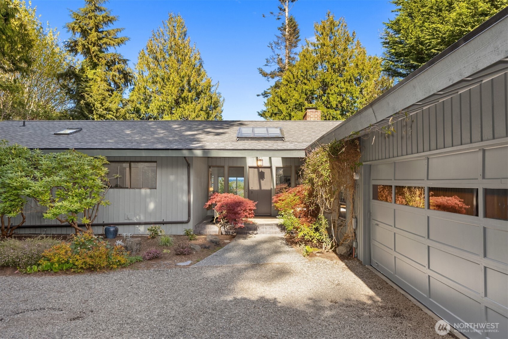10700 NE Broomgerrie Road , Bainbridge Island, WA 98110