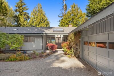 10700 NE Broomgerrie Road , Bainbridge Island, WA 98110 - Photo 34