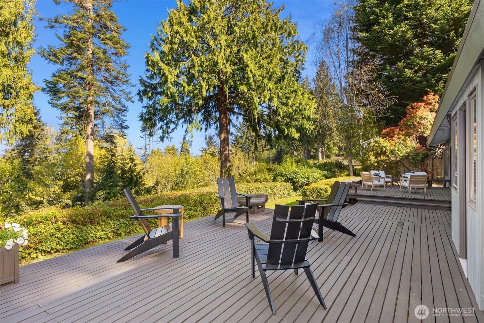 10700 NE Broomgerrie Road , Bainbridge Island, WA 98110
