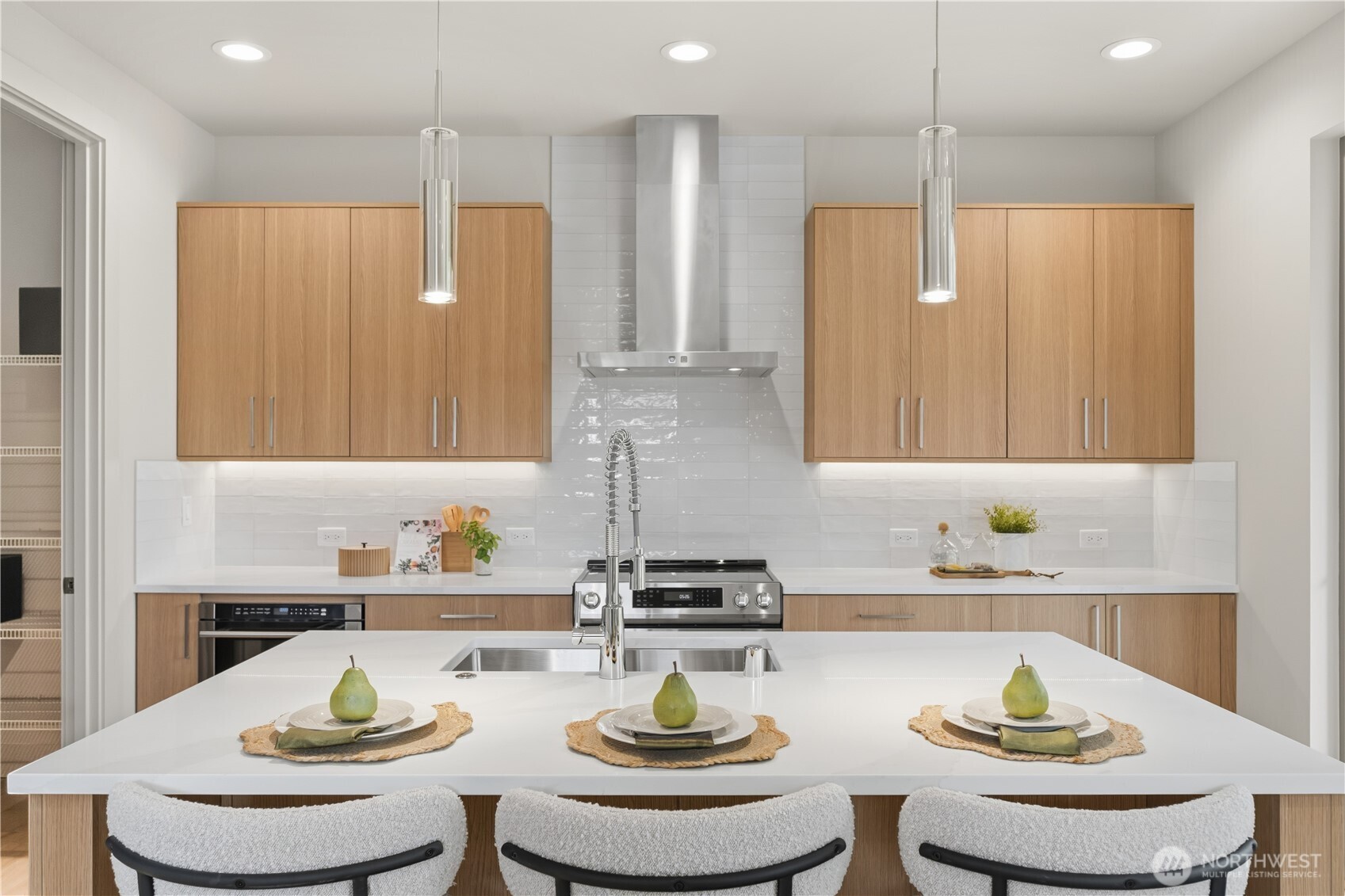 12221 NE 106th Street , Kirkland, WA 98033
