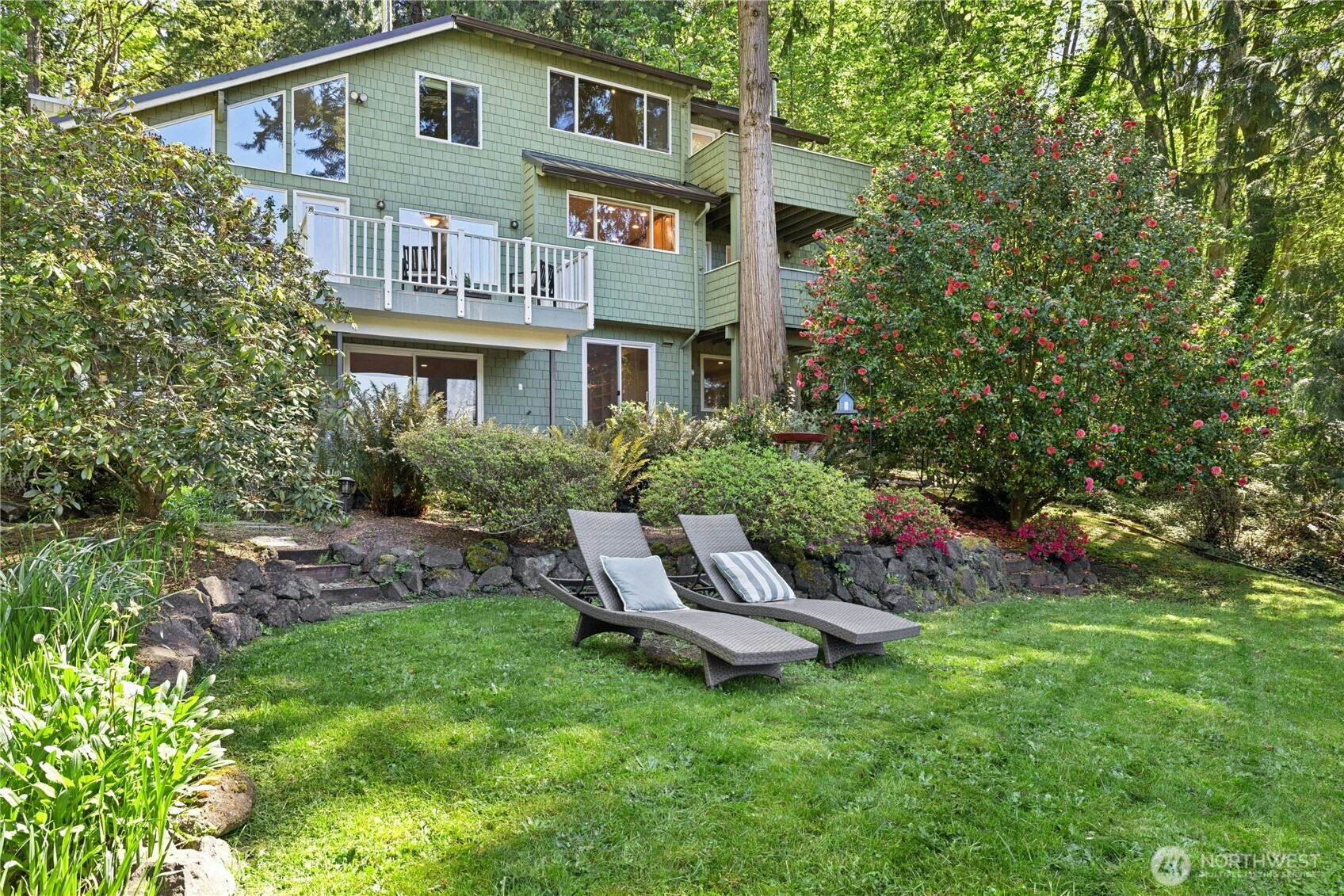 5100 Crystal Springs Drive NE, Bainbridge Island, WA 98110