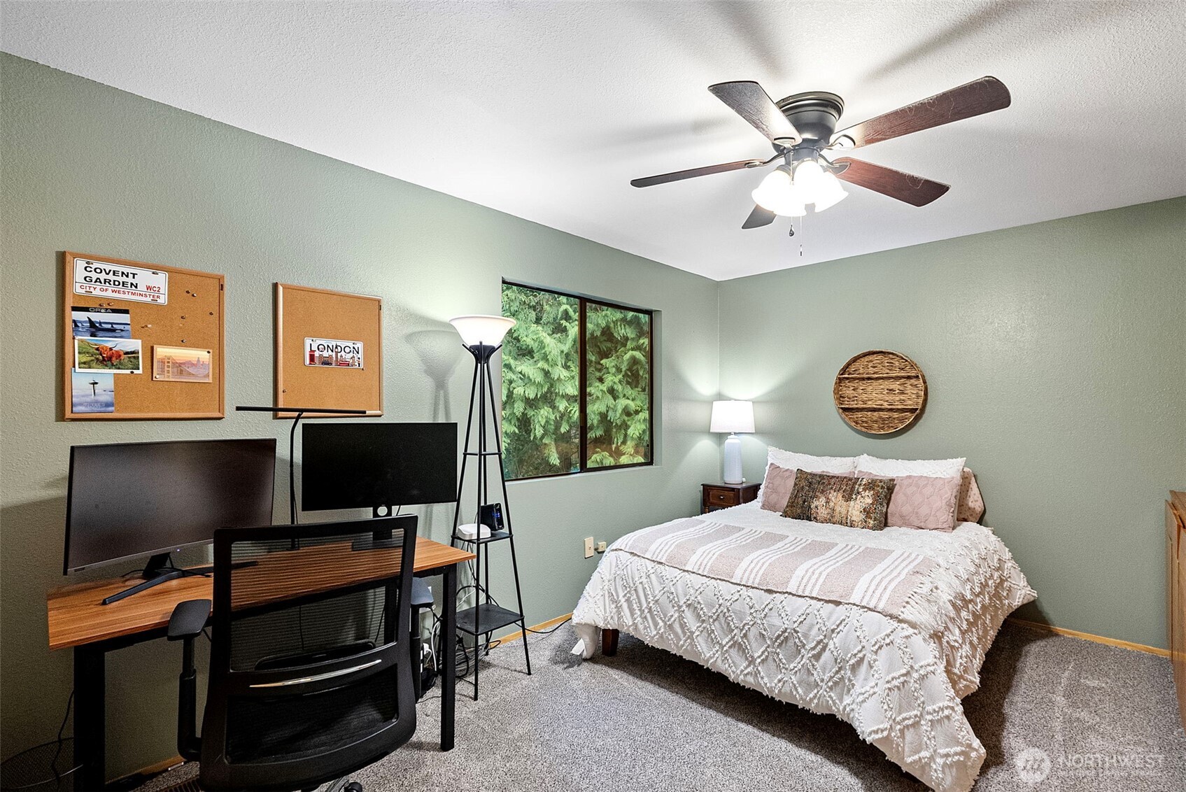 8220 Lariat Trail NW, Bremerton, WA 98311