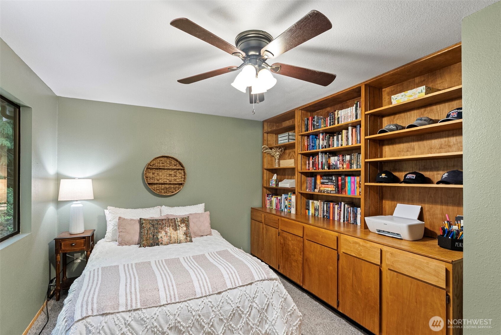 8220 Lariat Trail NW, Bremerton, WA 98311