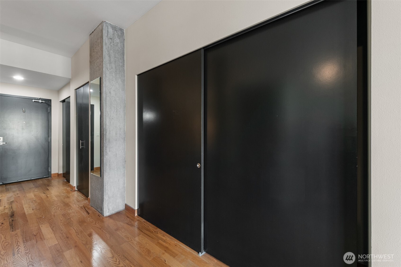 2717 Western Avenue #1018, Seattle, WA 98121