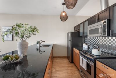 2717 Western Avenue #1018, Seattle, WA 98121 - Photo 10