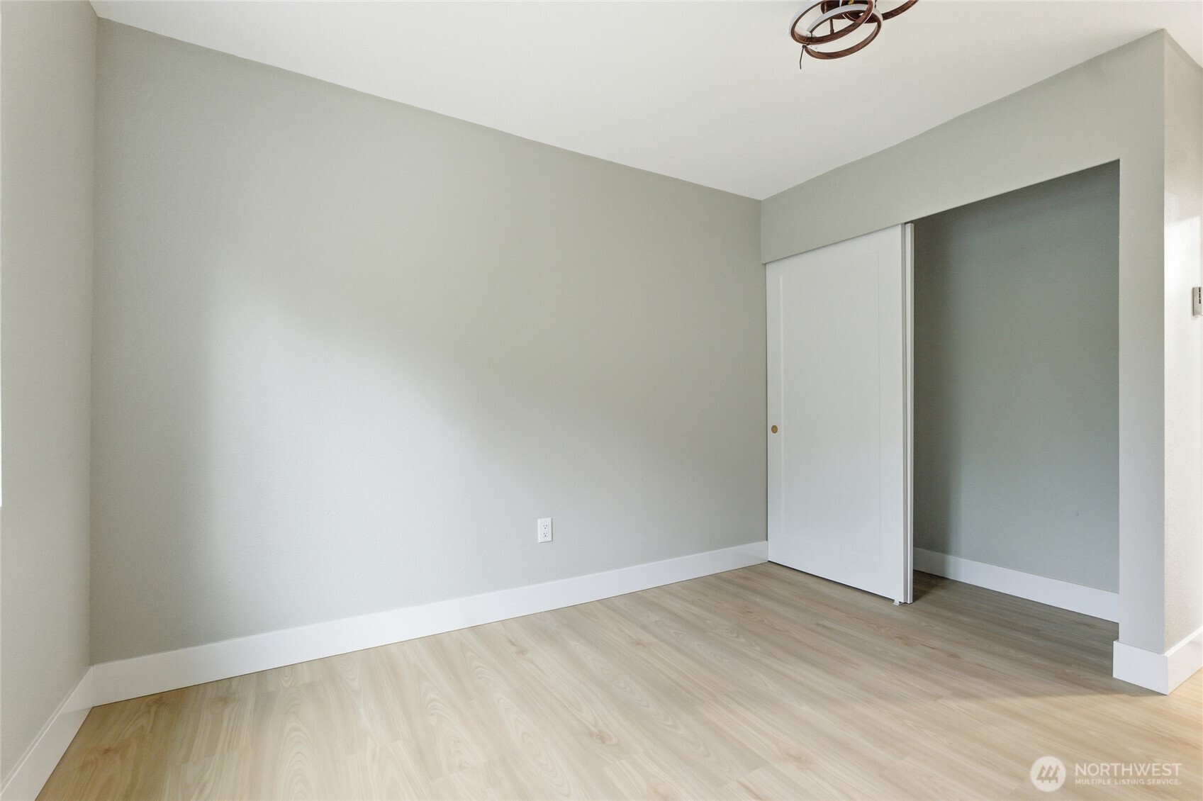 35224 312th Way SE, Enumclaw, WA 98022