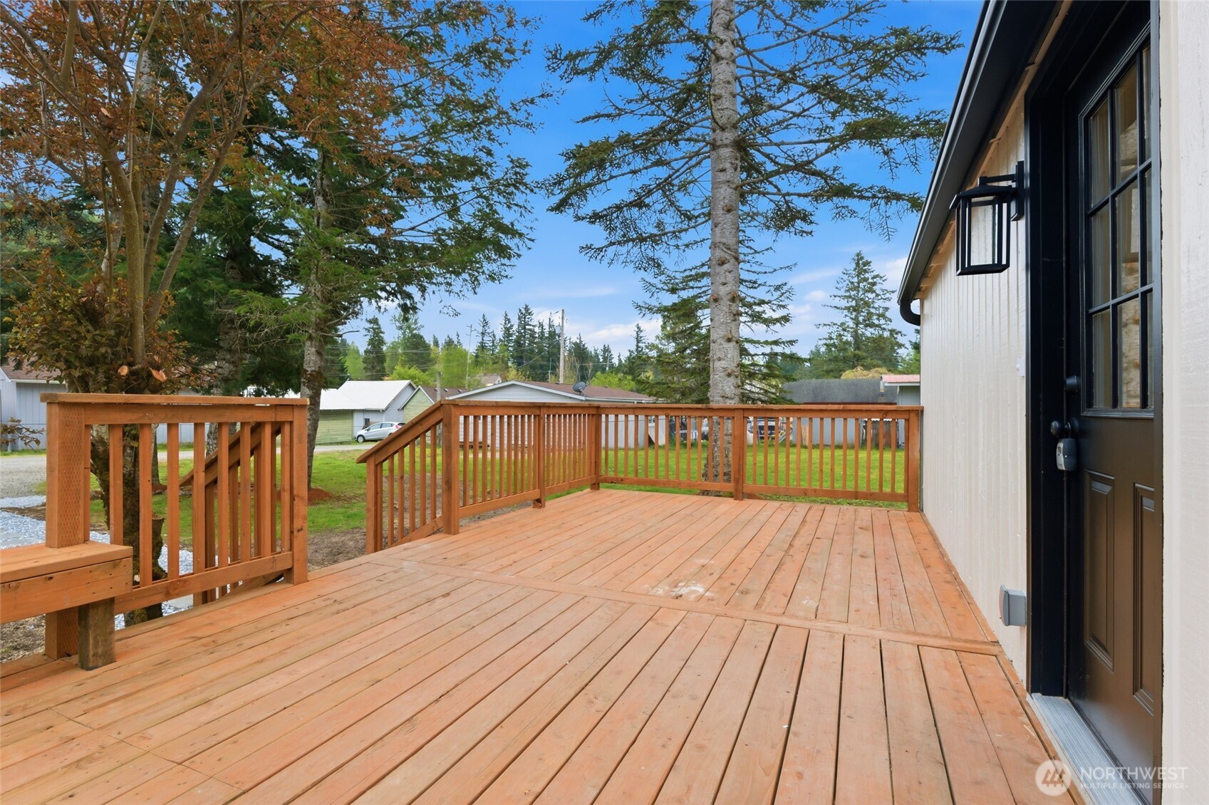 35224 312th Way SE, Enumclaw, WA 98022
