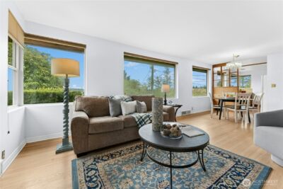 5803 Oberlin Avenue NE, Seattle, WA 98105-2125 - Photo 4